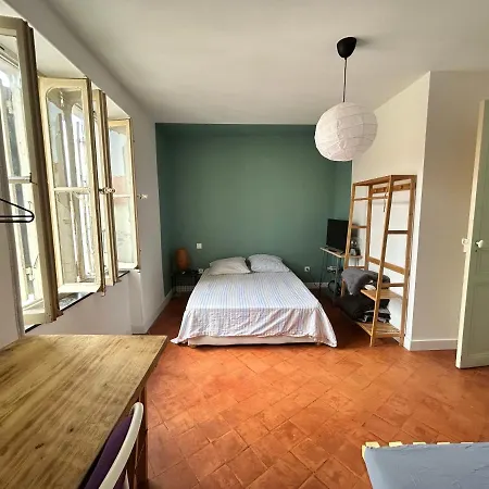 Prázdninový dům Maison Avec Patio Et Centre Narbonne